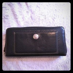 Coach zipper wallet soft pebble leather like NEW!